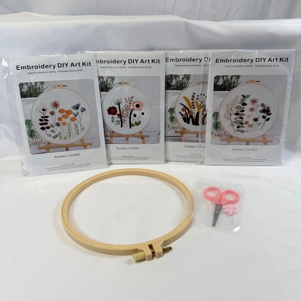Embroidery DIY Art Kit Unisex OS Multicolor Floral 4-Pack with Hoop
